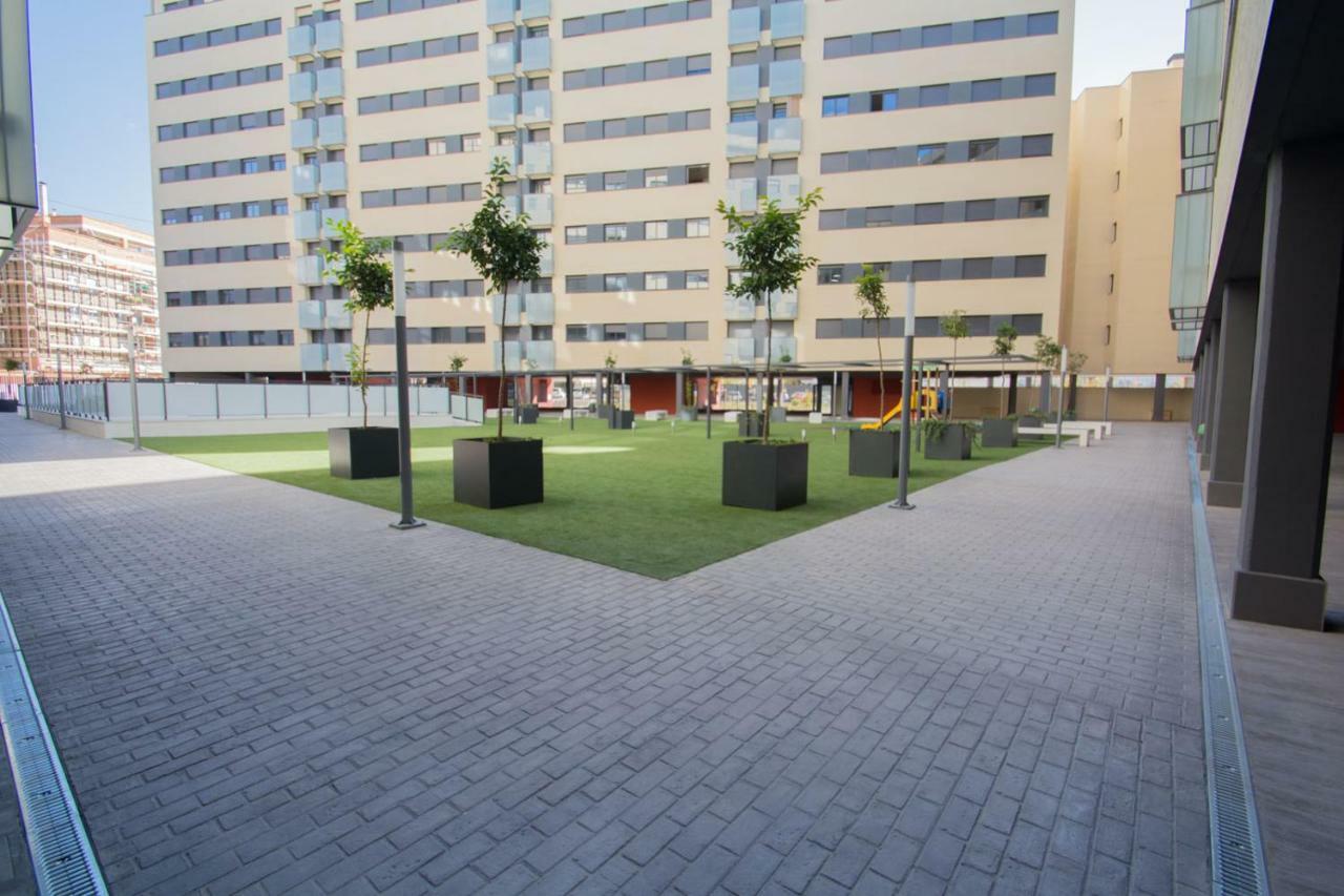 Enjoygranada Arabial 5A - Pool & Free Parking Apartment Exterior photo
