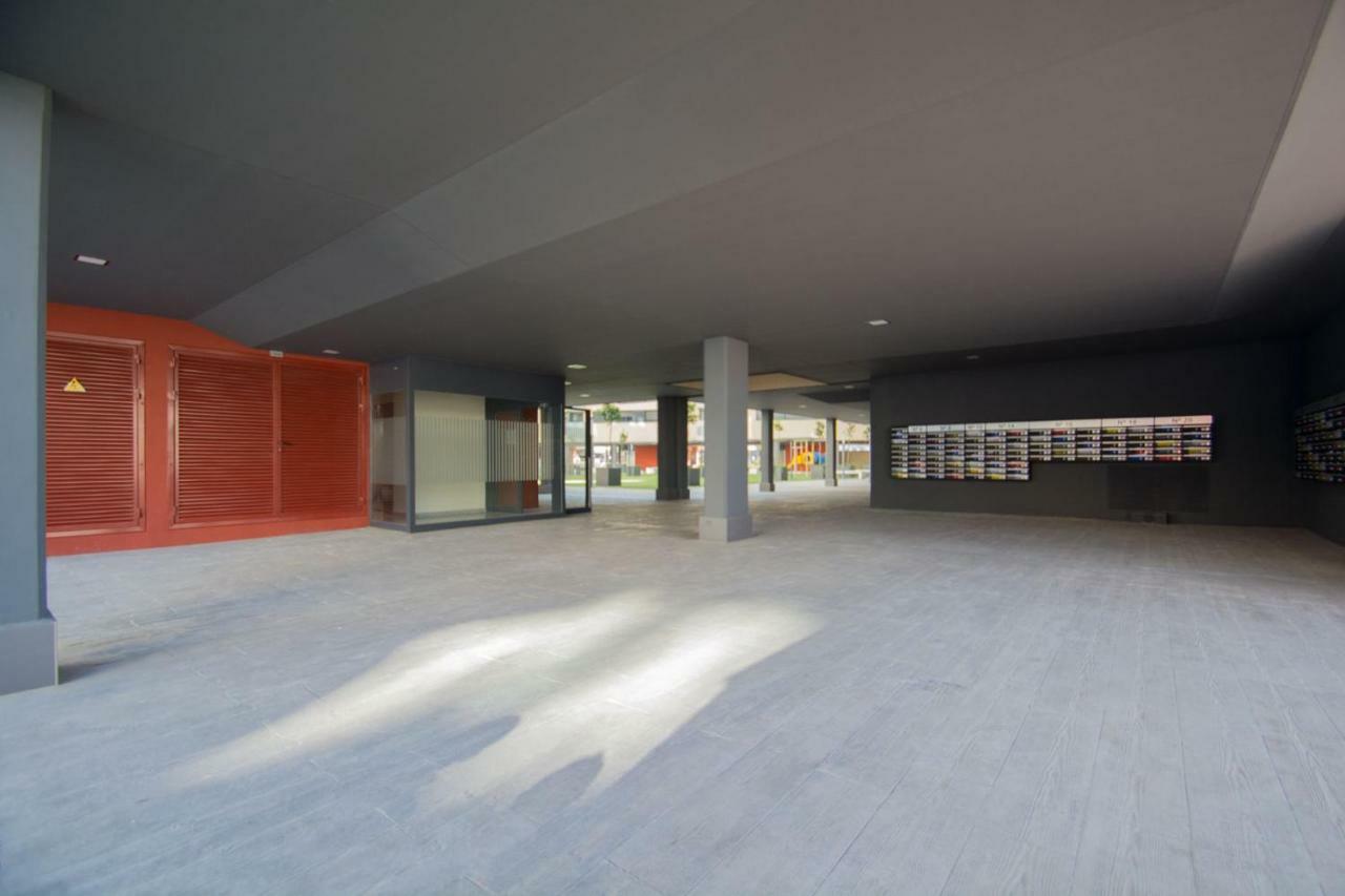 Enjoygranada Arabial 5A - Pool & Free Parking Apartment Exterior photo