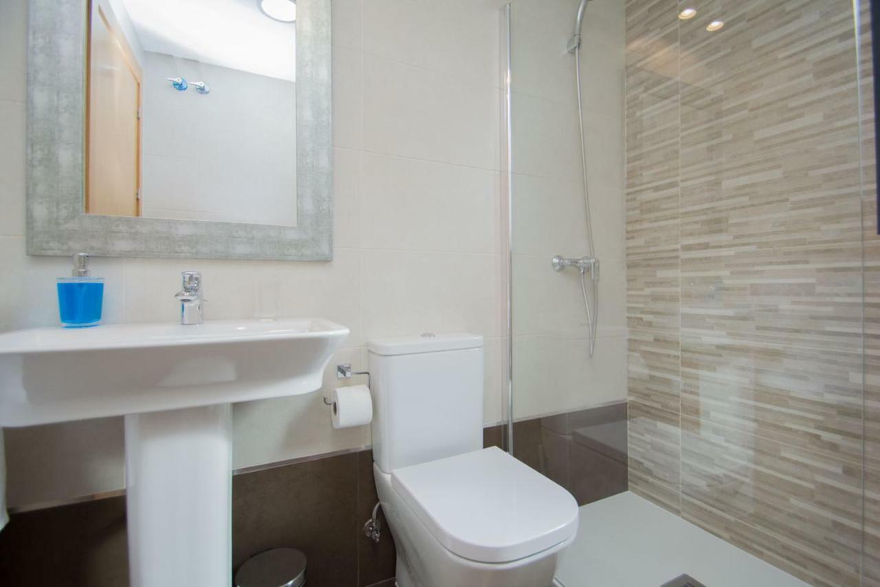 Enjoygranada Arabial 5A - Pool & Free Parking Apartment Exterior photo